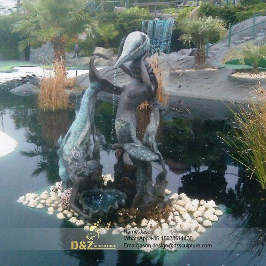 Bronze sea lives fountain