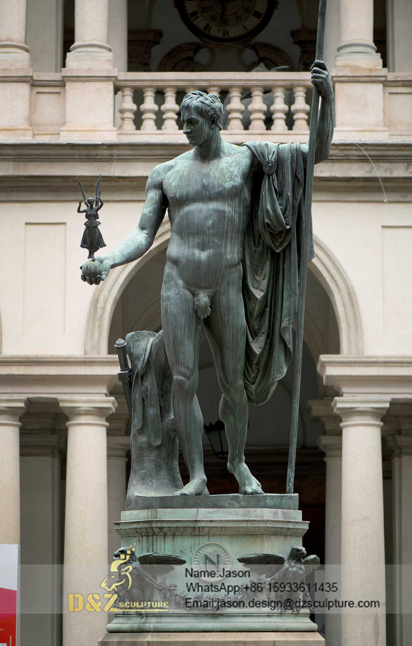 statue of Napoleon Bonaparte