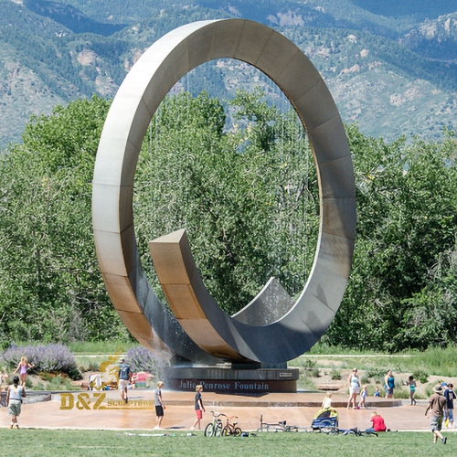 big ring fountain sculpture