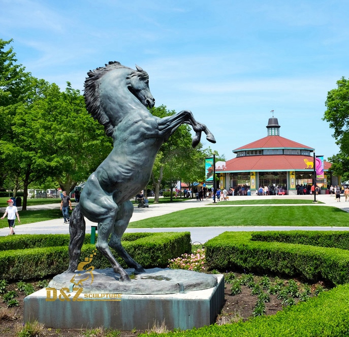 Grace bronze horse statue