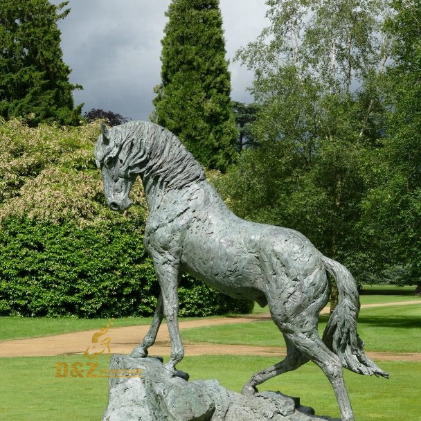 Life bronze horse sculpture