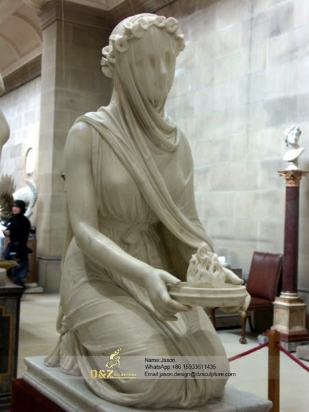 Kneeling woman sculpture