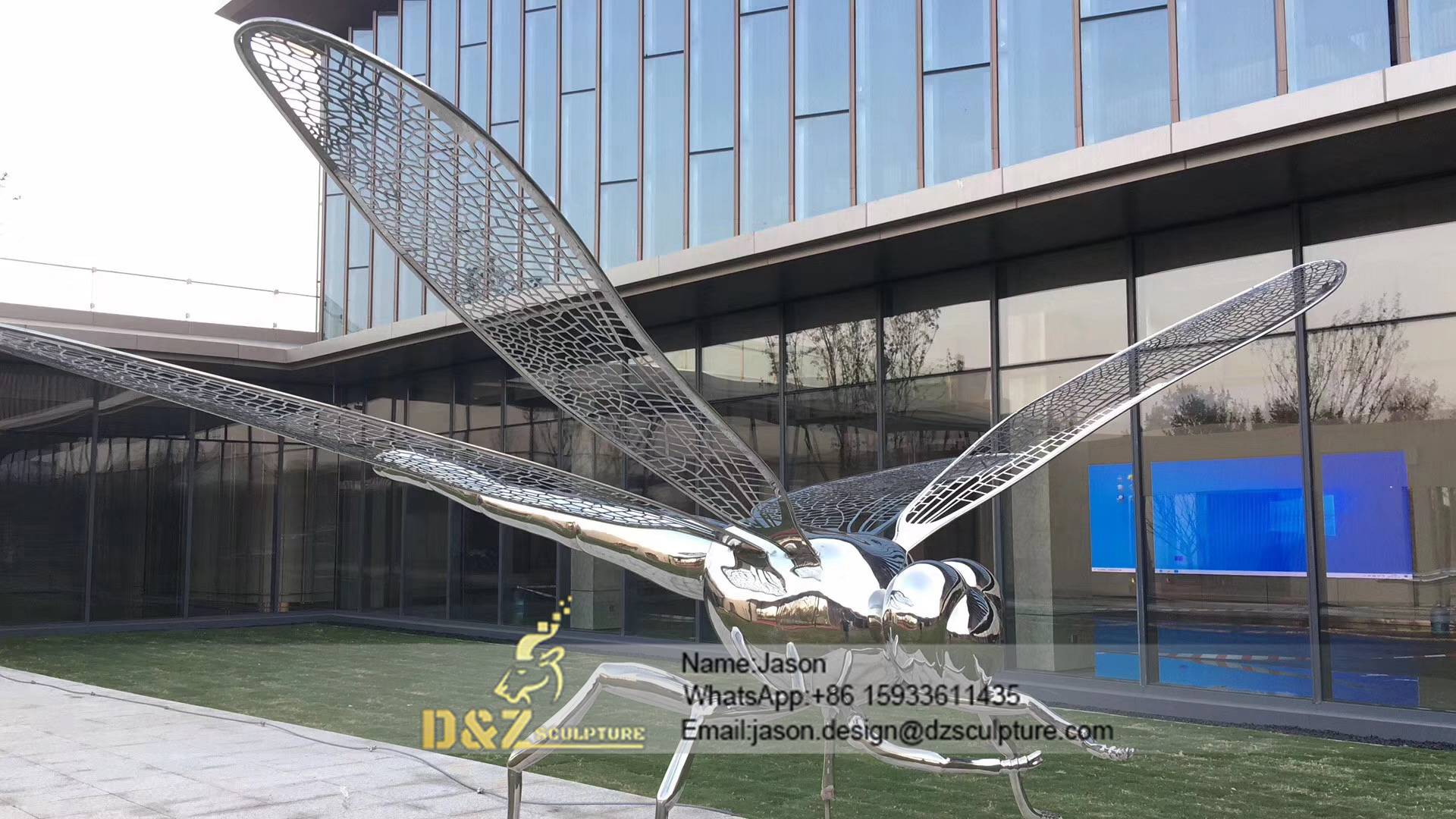 Modern dragonfly Sculpture 