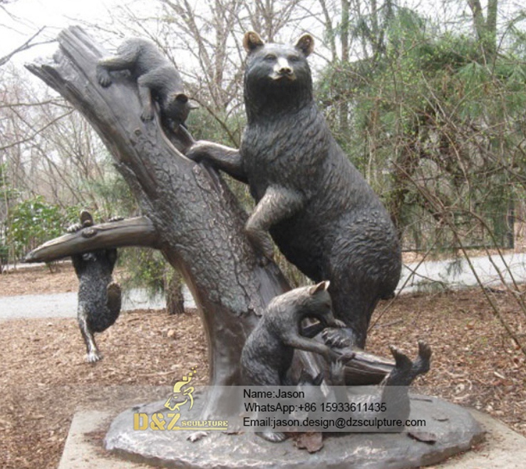 Bear mother and baby sculpture 