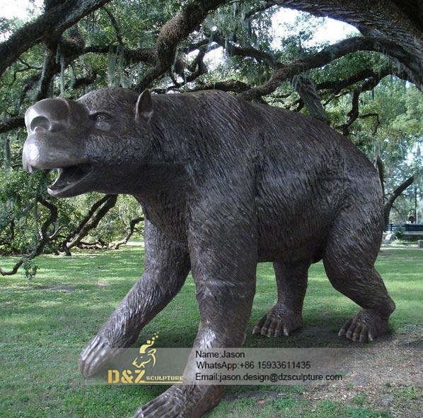 Bronze sculpture diprotodon